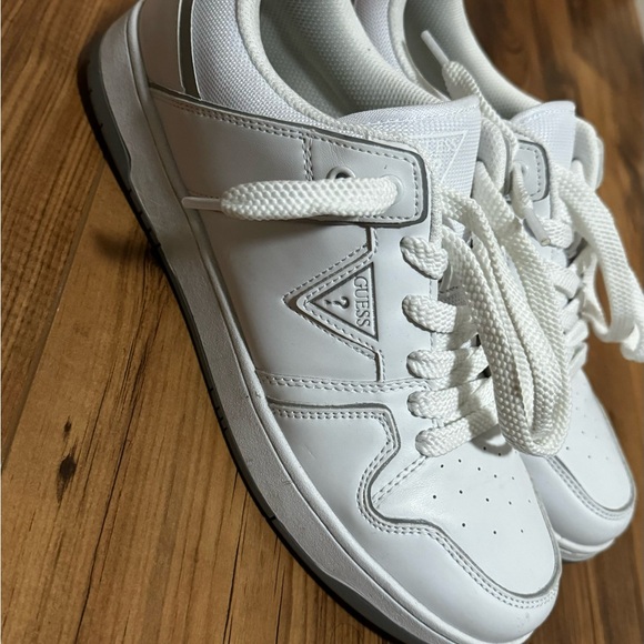 They shine in darkness - Picture 5 of 9